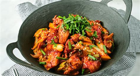 Dakgalbi: Indulge in Spicy, Sweet Roasted Chicken and Vegetables for an Unforgettable Korean Culinary Adventure!