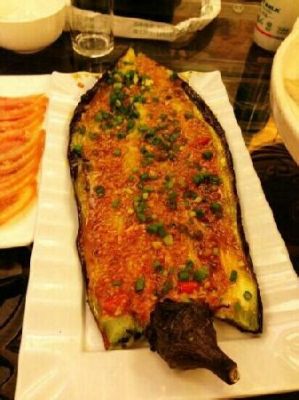  Jinzhou Grilled Fish:  Can You Handle the Sweet and Spicy Smoke That Dances on Your Tongue?