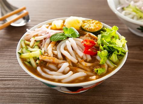  Laksa Kedah? A Tangy and Aromatic Bowl of Malaysian Culinary Delight!