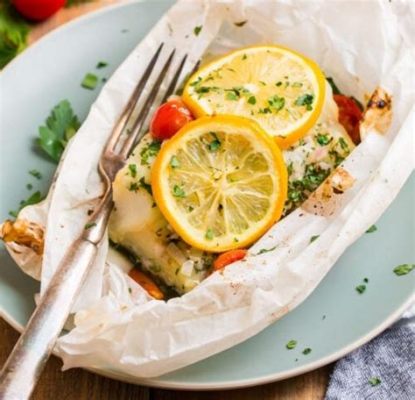  Papillote de Mariscos: Indulge in a Symphony of Seashells and a Burst of Zesty Citrus Flavor!