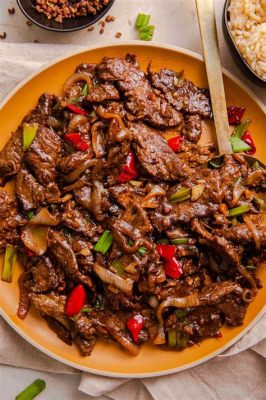  Spicy Cumin Beef Ribs: A Symphony of Tenderness and Fiery Aromatic Embrace?